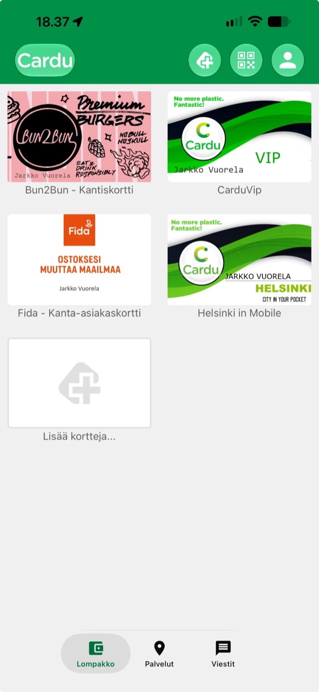 Cardu-sovelluksen lompakko, jossa on useita kortteja